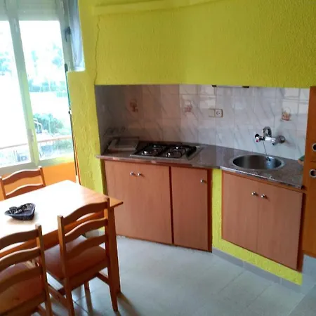 Estudio En Con Piscina * La Pineda