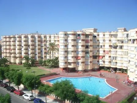 Estudio En Con Piscina La Pineda